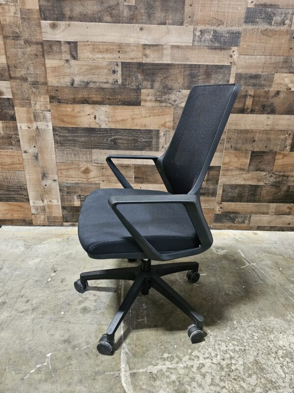 Enwork Reko Conference Chair - Image 3