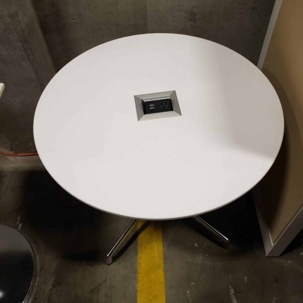 30" Round, Lounge Height Keilhauer Juxta - Image 2